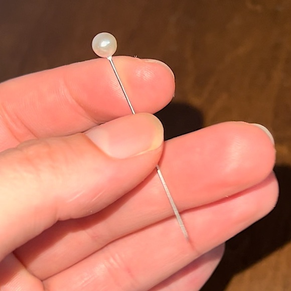 Accessories - Vintage Pearl Sewing Needle